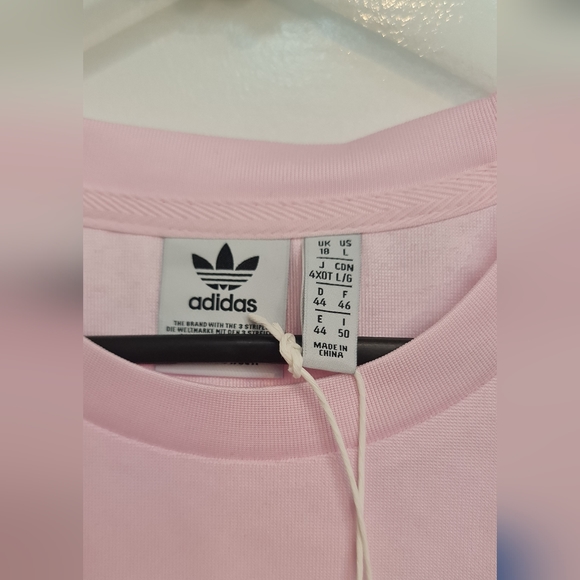 Adidas - Pink oversize tee - Picture 3 of 3